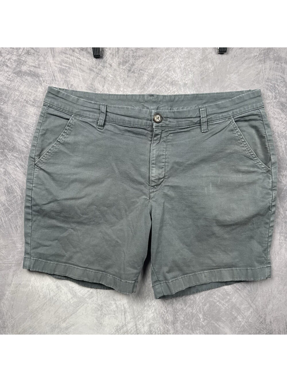 Chubbies Everywear Shorts Gray Khaki Stretch Twill Mens 35 Regular Fit 7" Inseam